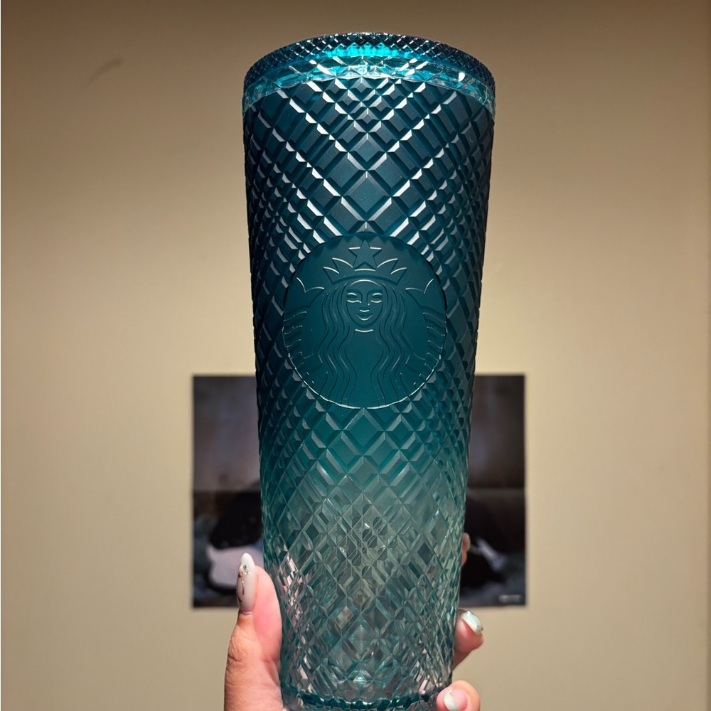 Starbucks ombré teal 24oz gently used